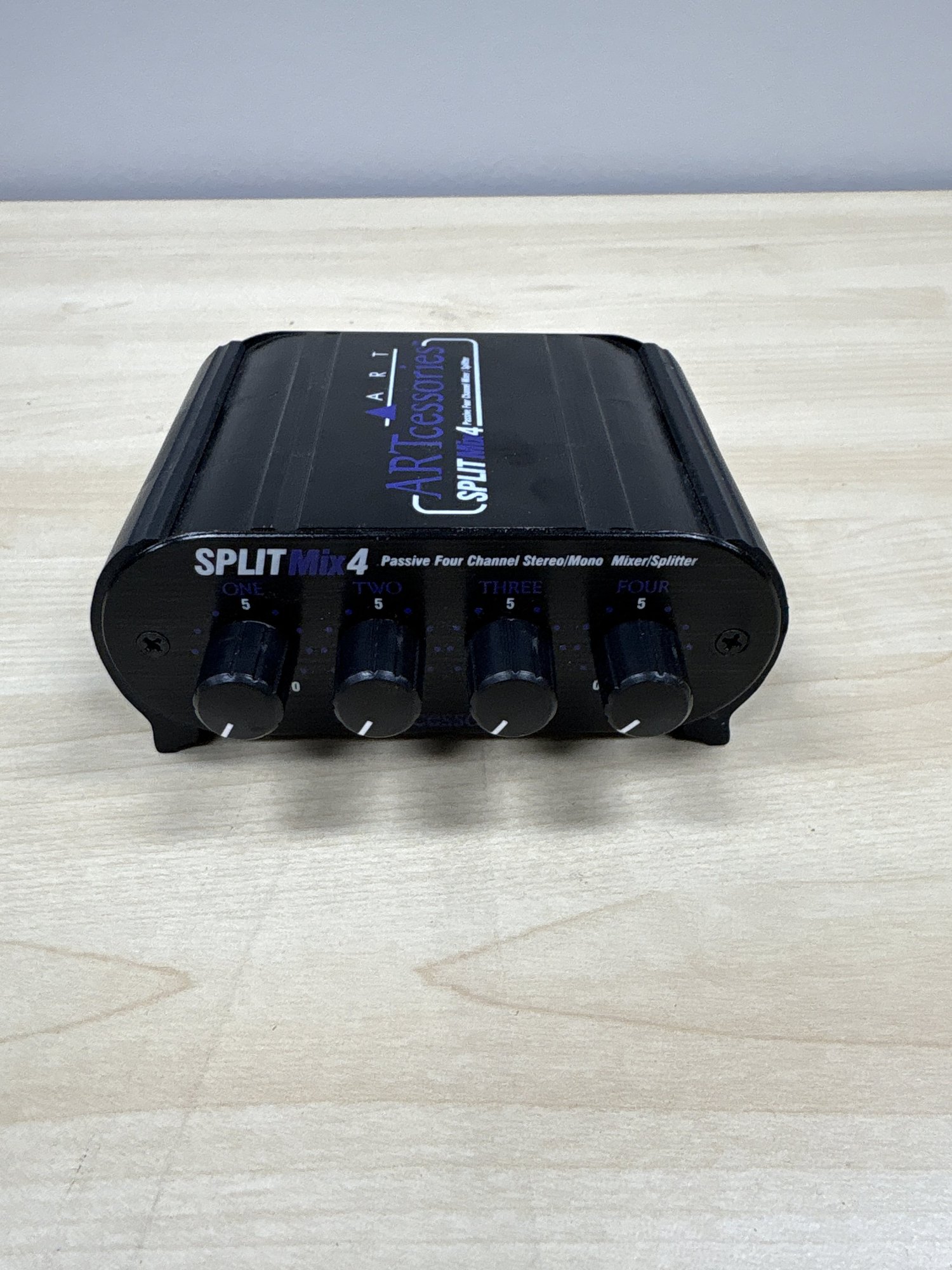 ART SPLITMix 4 Four Channel Passive Splitter/Mixer