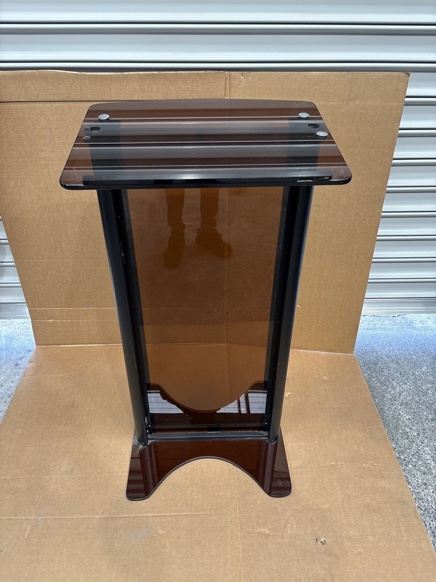 Glass Lecturn Heavy Duty Bespoke Opaque  With Microphone Mounts