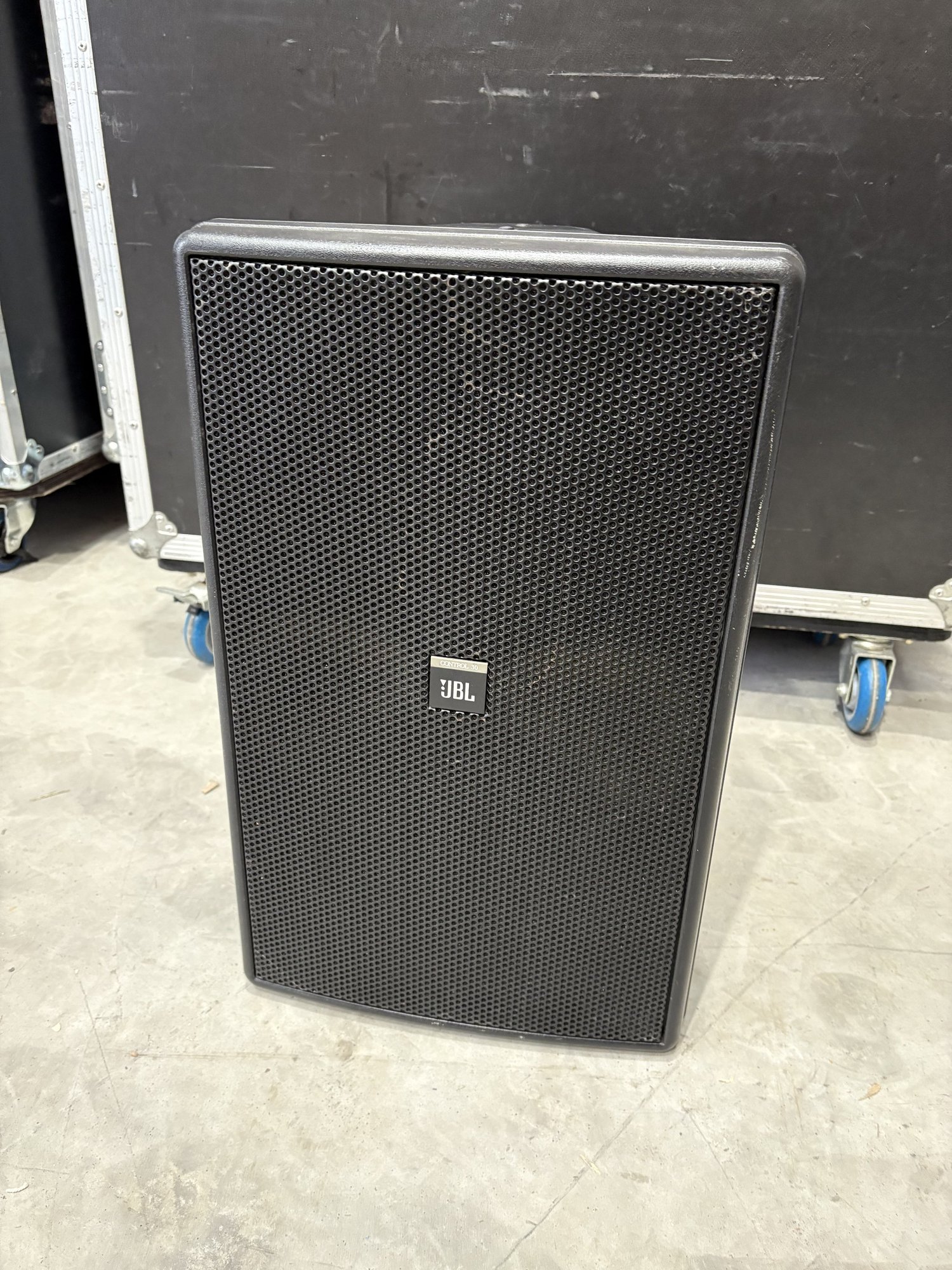 JBL Control 30 - Three-Way High Output Indoor / Outdoor Monitor Speaker Black