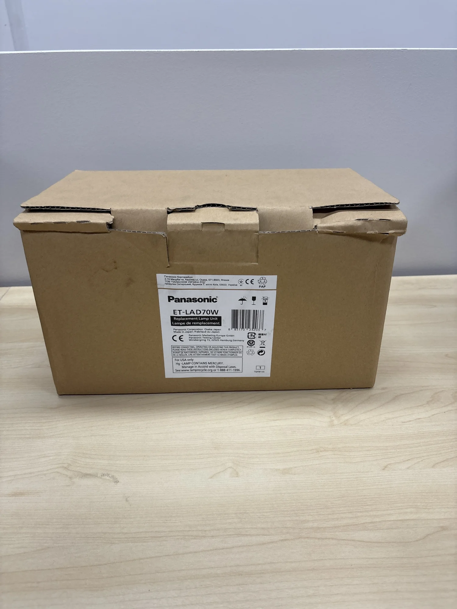 Panasonic Replacement projector Lamp Kit  ETLAD70W