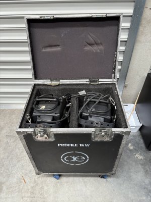 Pacific 1k Lighting Profiles With Dual Roadcase