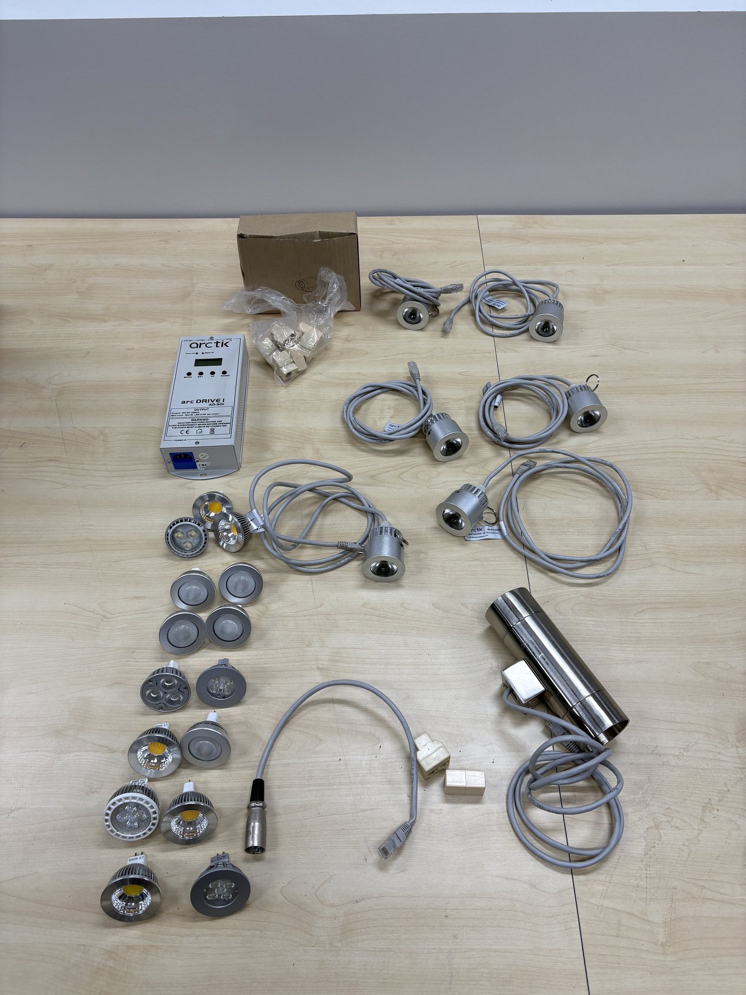 Arctik -  Led Light System , Cat Cable