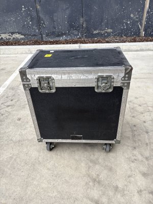 Mixer Road Case Box  With Wheels  Suit Powered Mixer ( Dynacord PM1,000) Small 16 Channel Mixer Case ( RC33)