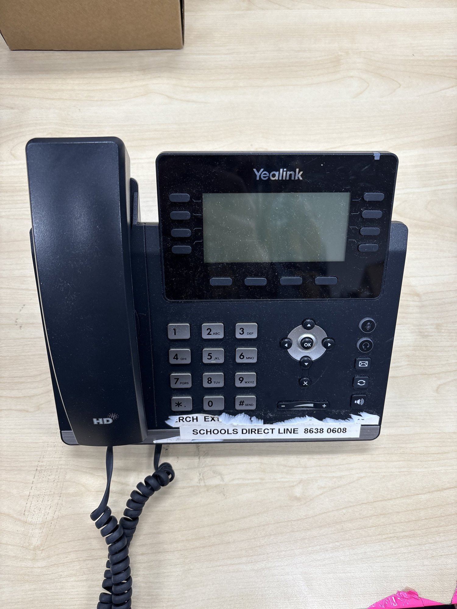 Telephones Yealink Ultra Elegant IP Network phones Lot of 5