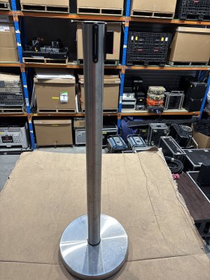 Stainless Steel Single Tensa Baricade Stand , With Red Strap